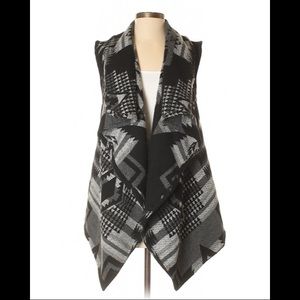 Black and Gray Cardigan Size M